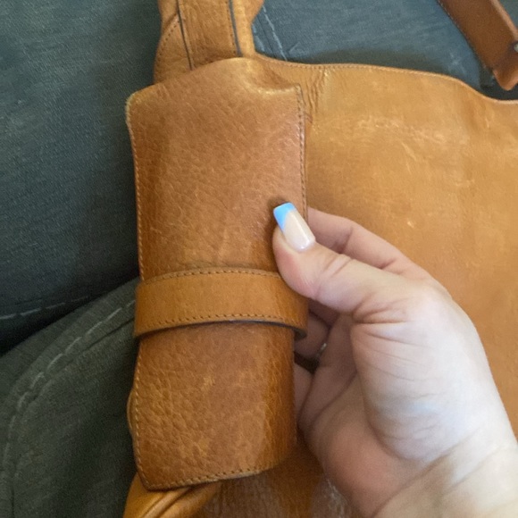 Vintage authentic Versace cognac purse - Picture 4 of 9